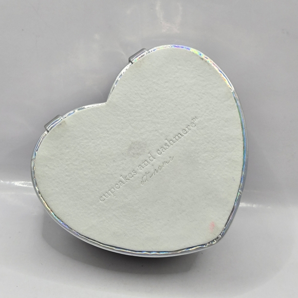 Cupcakes and Cashmere Jewelry Heart Box Organizer Holographic Silver - Picture 11 of 15